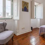 Charming And Bright Townhouse 3bdr By Lovelystay