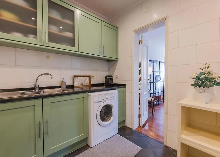 Charming And Bright Townhouse 3bdr By Lovelystay