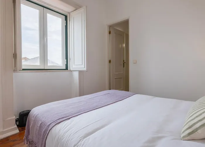 Charming And Bright Townhouse 3bdr By Lovelystay