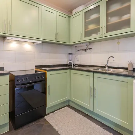 Charming And Bright Townhouse 3bdr By Lovelystay ליסבון