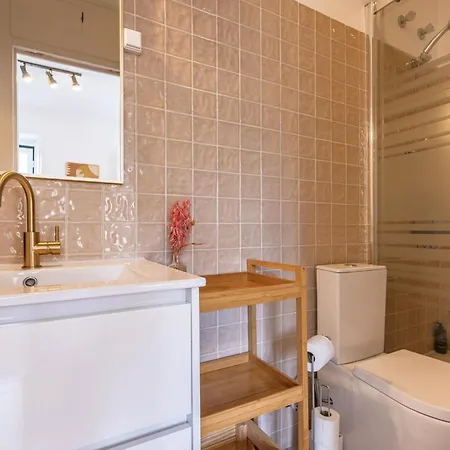 Charming And Bright Townhouse 3bdr By Lovelystay *