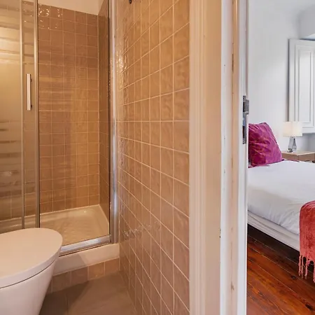 דירה Charming And Bright Townhouse 3bdr By Lovelystay *