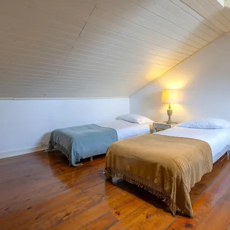 Charming And Bright Townhouse 3bdr By Lovelystay *